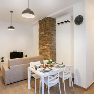  Apartamento Holidays In Italia